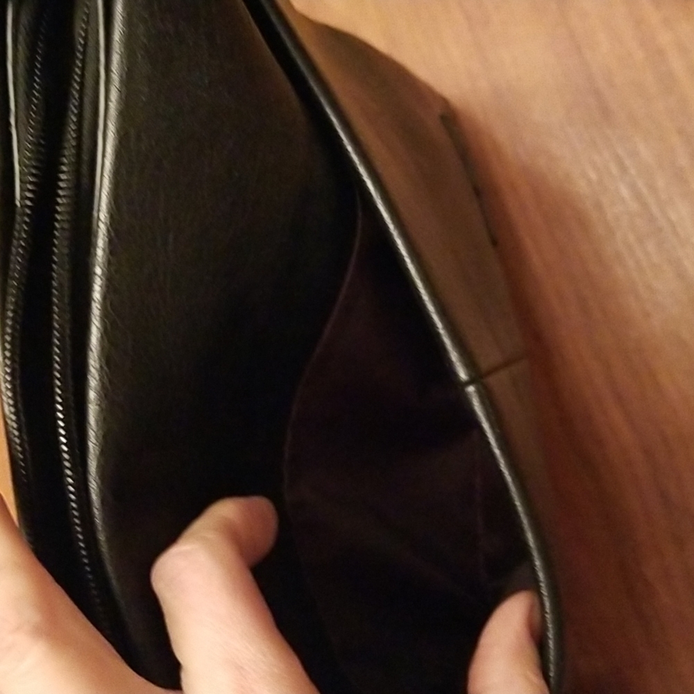 Alena Culian leather collection travel bag!! NWT - Picture 9 of 11